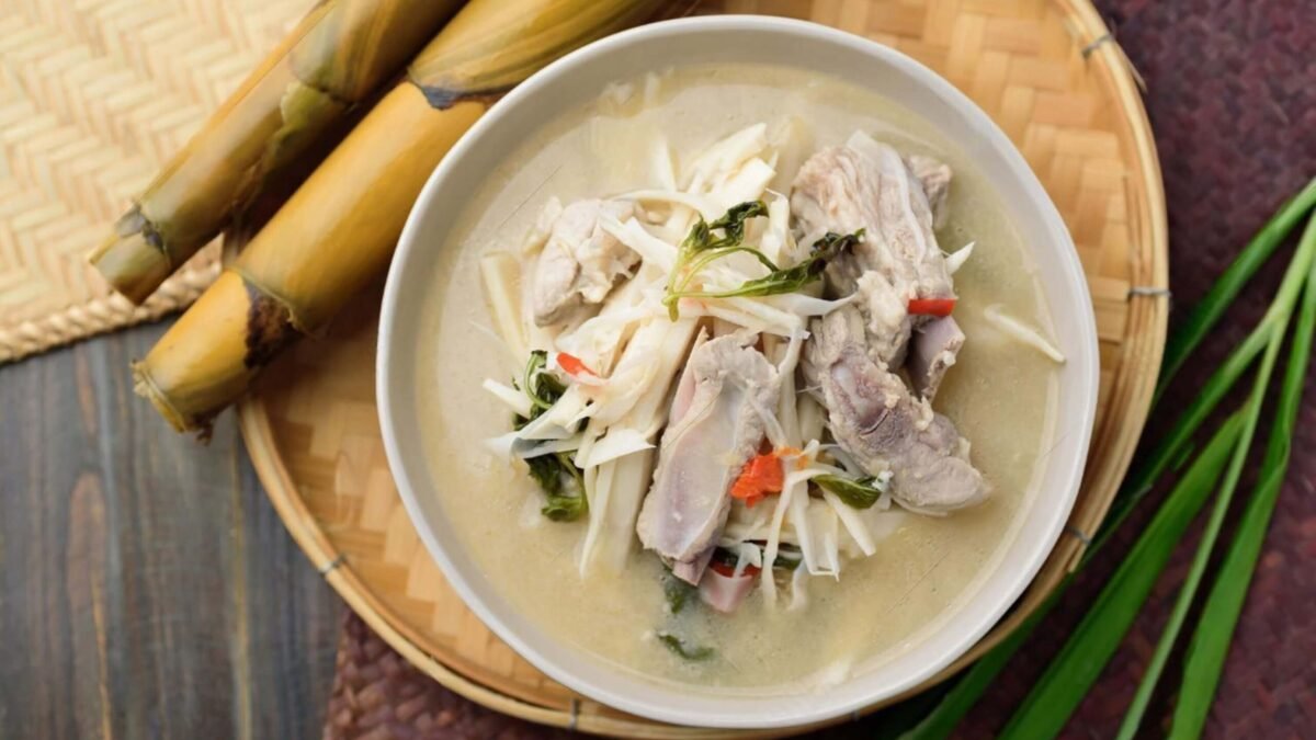 Naga Style Chicken With Bamboo Shoot Recipe